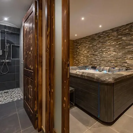 Montagnard Renove Avec Jacuzzi 4****- 15 Personnes * Saint-Sorlin-dʼArves